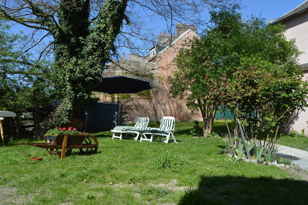 Au Coeur D'Amiens Villa Екстериор снимка